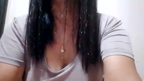suzzie_hot online show from January 6, 9:07 pm