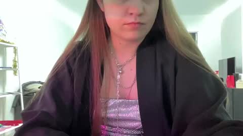 swaro21 online show from January 21, 1:43 pm