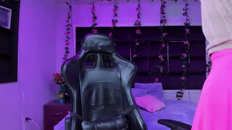 sweet ana  online show from December 17, 1:55 am