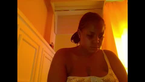 sweet52537 online show from October 20, 5:32 am