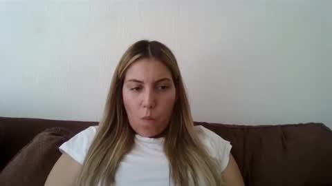 Sweet  alana online show from February 4, 6:49 pm