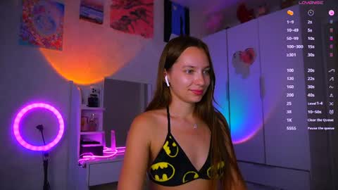 kitty online show from August 2, 3:04 pm