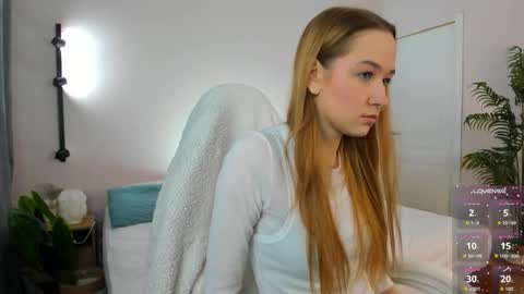 Monica  GTM 3MoTuWeFrSa 500pm-1000pm  online show from March 24, 12:38 am