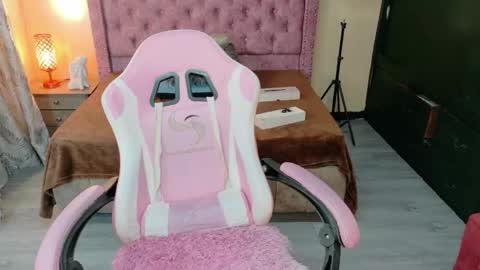 sweet__thang online show from May 22, 11:30 am