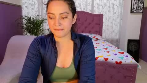 Snapshot of sweet_ahinara chatting on September 24, 9:58 pm sweet_ahinara online show from September 24, 9:58 pm