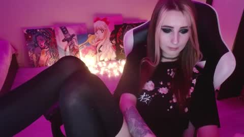 Alice online show from May 10, 6:21 pm