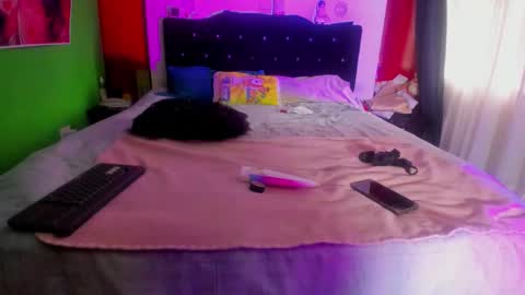 sweet_allison04 online show from January 7, 12:30 pm