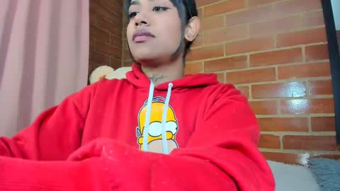 Snapshot of sweet_angel2001 chatting on February 22, 4:37 pm Stephanie online show from February 22, 4:37 pm