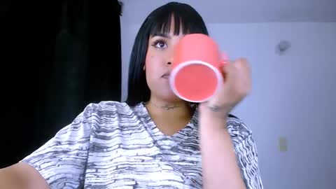 Snapshot of sweet_angel2001 chatting on October 9, 10:36 pm Stephanie online show from October 9, 10:36 pm