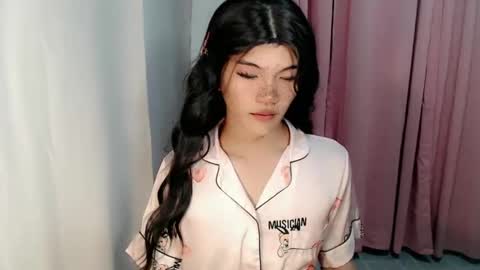 sweet_angel_onboard online show from December 23, 11:36 am