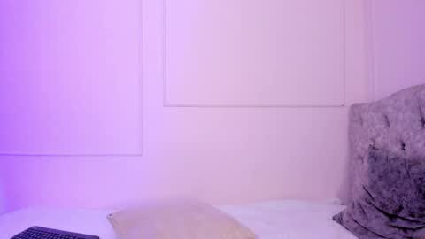 Asheley online show from May 17, 3:38 am