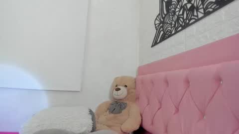 Ashley online show from December 23, 11:17 pm