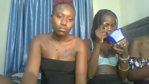 Camila online show from December 20, 10:30 am