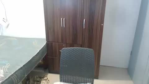 sweet_cassyxx online show from April 23, 12:29 pm