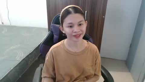 sweet_cassyxx online show from May 17, 11:20 am
