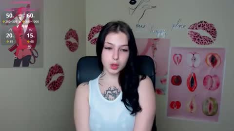 Ivy online show from May 1, 6:44 pm