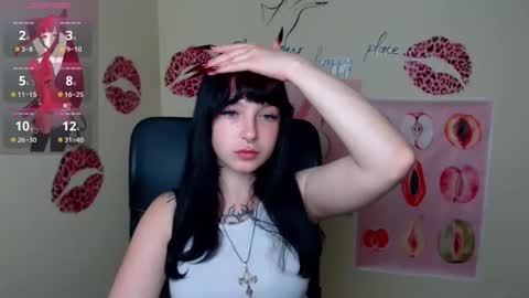 Ivy online show from May 17, 6:51 pm