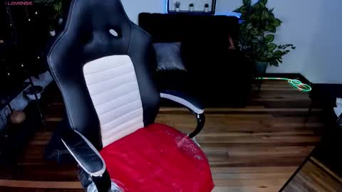 IM Dani online show from January 14, 9:31 pm