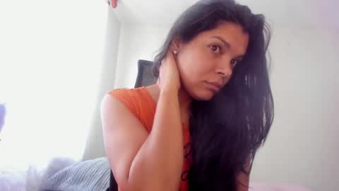 Kendra online show from May 12, 4:46 pm