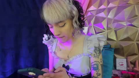  emmili  online show from December 7, 12:13 pm