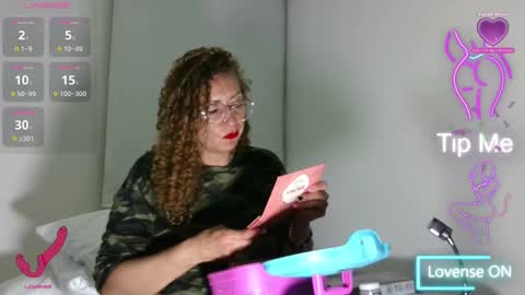 sweet_eve1 online show from March 2, 3:02 am