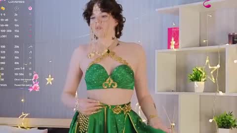 Amely online show from April 9, 2:22 pm