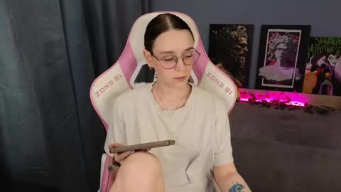 Alice online show from May 24, 4:22 am