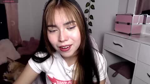 Hannah online show from May 10, 8:16 am