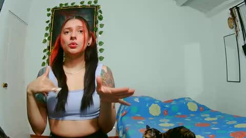 Sweet kitty90 online show from January 7, 11:45 pm