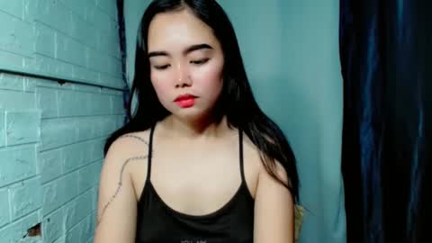 LAIKA online show from May 6, 3:21 am