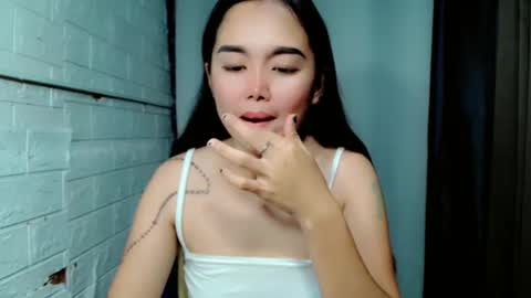 LAIKA online show from May 14, 5:02 am