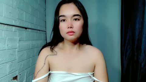 LAIKA online show from May 16, 3:42 am