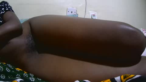 sweet_leen256 online show from September 13, 10:40 pm