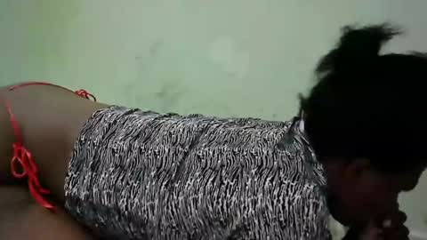 sweet_lilianah online show from January 28, 3:57 am
