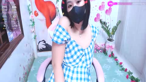 Lily online show from September 18, 6:39 pm