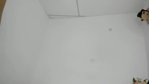 sweet_litle online show from May 7, 1:21 am