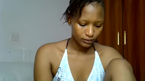 Linda online show from May 24, 2:54 am