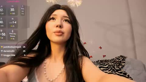 Mikasa online show from December 19, 6:00 pm