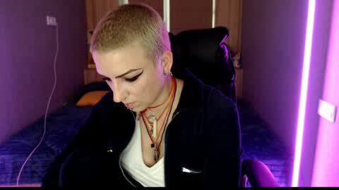 sweet_n_strong online show from May 13, 4:24 pm