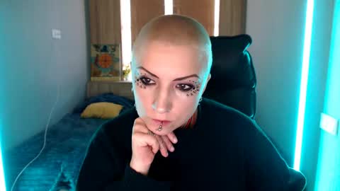 sweet_n_strong online show from April 28, 5:33 am