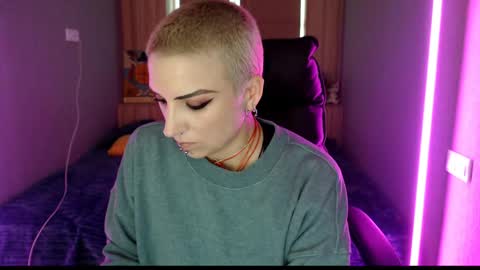 sweet_n_strong online show from May 11, 4:04 pm