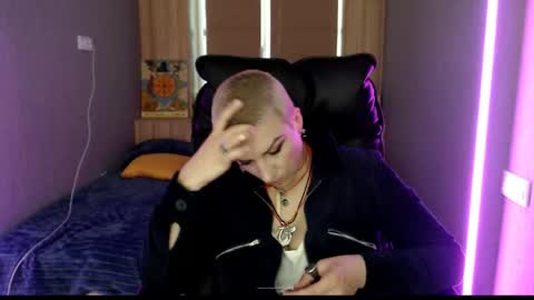sweet_n_strong online show from May 14, 4:35 pm
