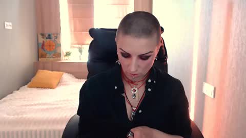 sweet_n_strong online show from July 12, 11:11 am