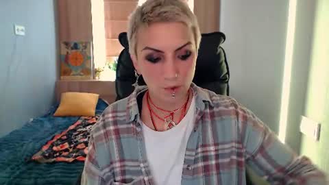 sweet_n_strong online show from June 22, 10:56 am