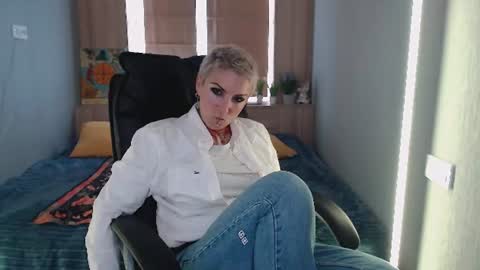 sweet_n_strong online show from June 20, 6:28 am