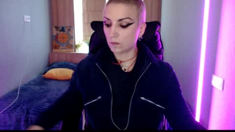 sweet_n_strong online show from May 16, 11:09 am