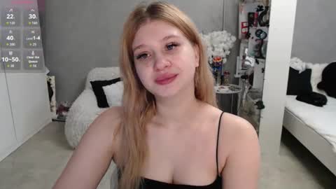 sweet_nicole_333 online show from March 25, 7:55 am