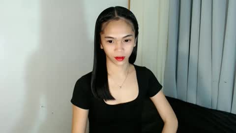 sweet_tyla online show from April 4, 5:45 pm