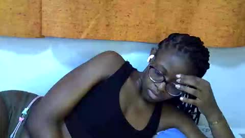 sweet_zarah online show from March 9, 2:15 am