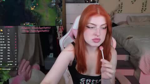 SweetAngel Striptease online show from September 30, 7:08 pm